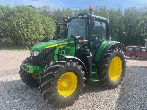 John Deere 6120 B - Image 2